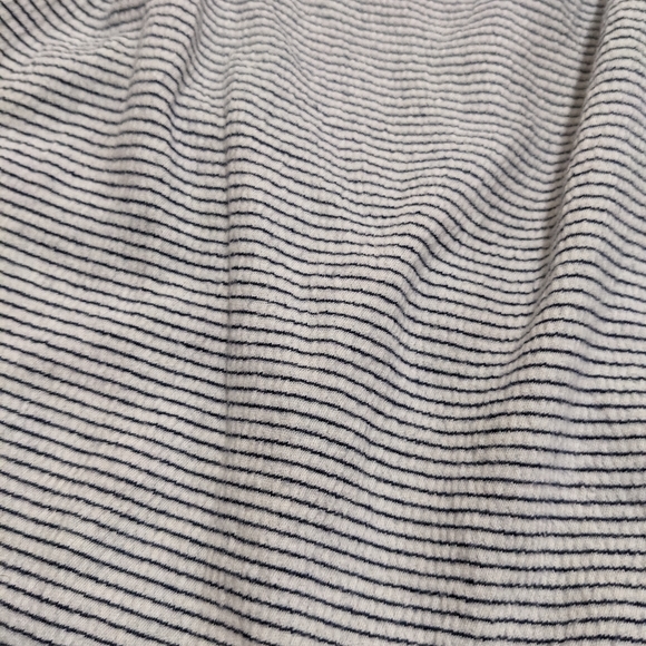 Lucky Brand Off the Shoulder Striped Top Size Small - Picture 2 of 7